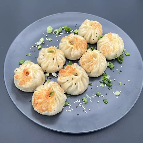 40.香煎小笼包(牛肉馅儿) Pan-fried Xiao Long Bao - Beef