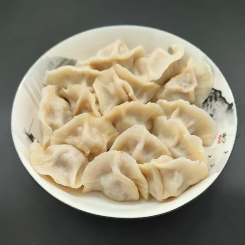 29.Boiled Beef-stuffed Dumplings - 15pcs - Vinegar Garlic Sauce 水饺 - 牛肉大白菜