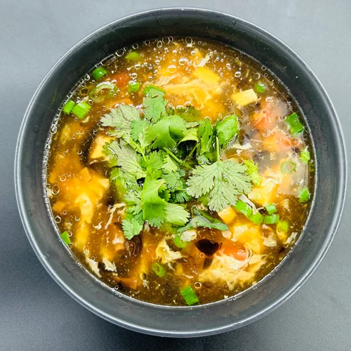 Hot and sour soup (Chinese vegetables soup) 酸辣汤