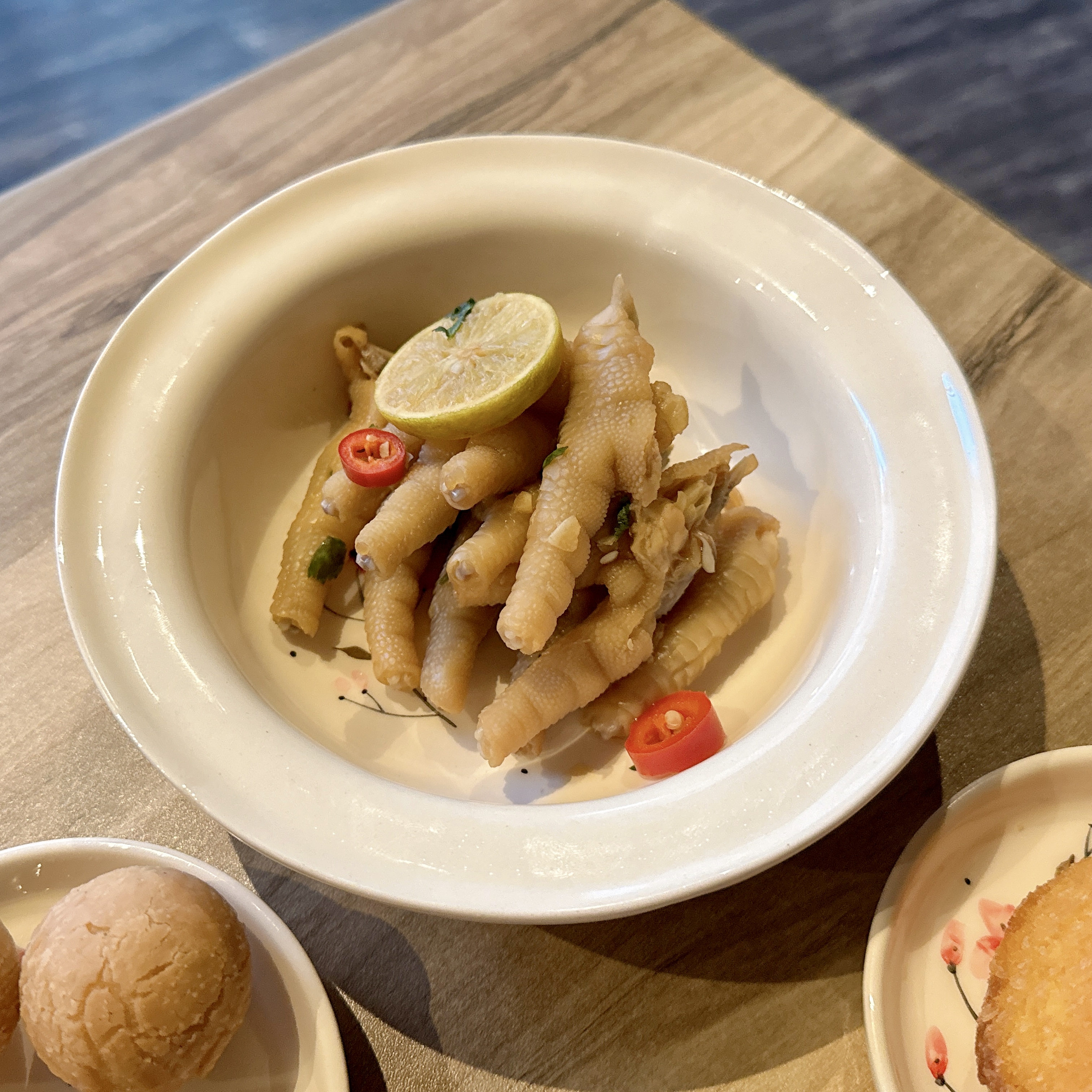 219. Lemon Chicken Feet