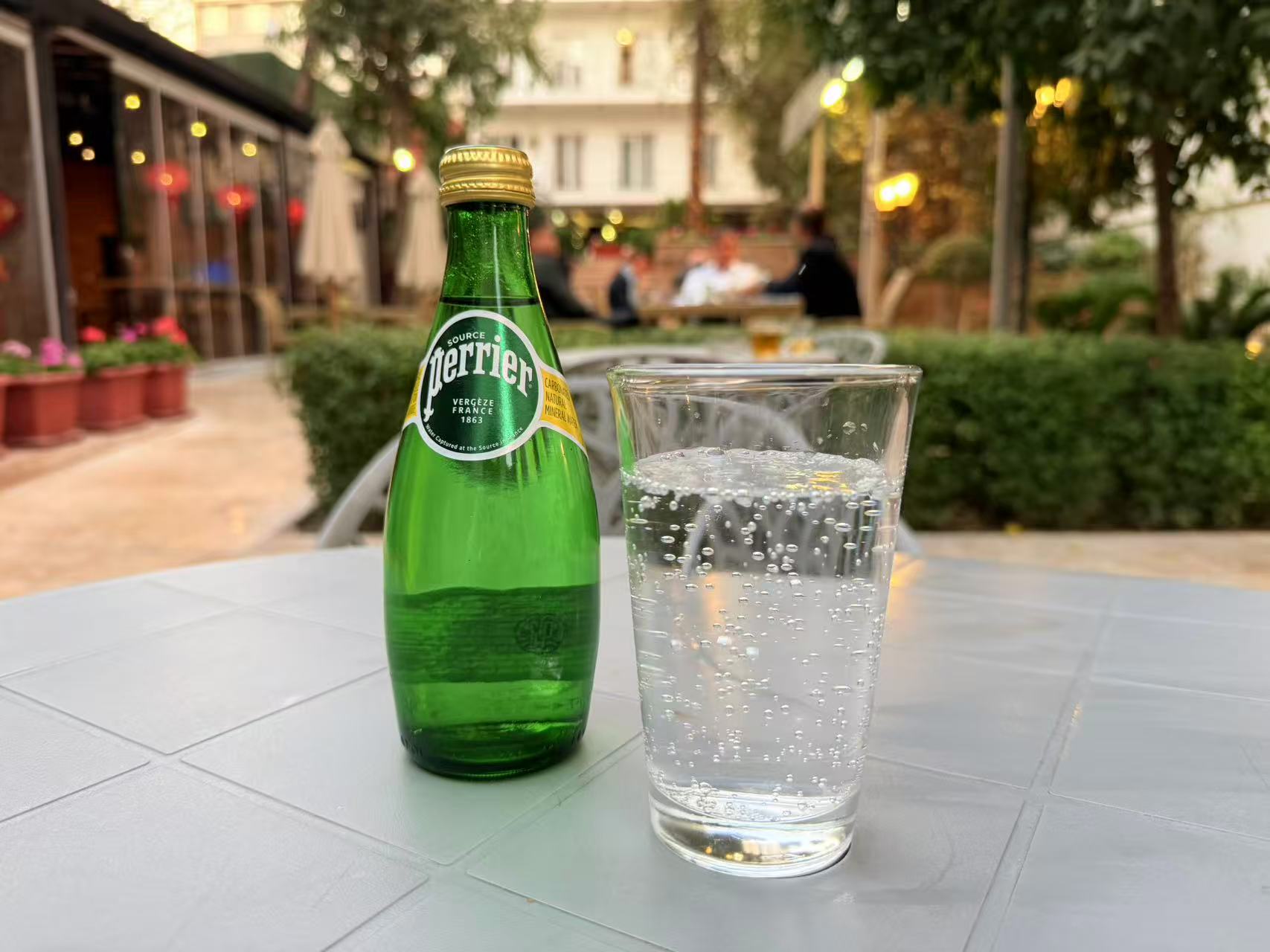 122. 苏打水 Perrier